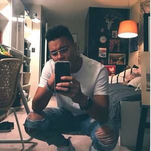 Meet your Posher, Eva